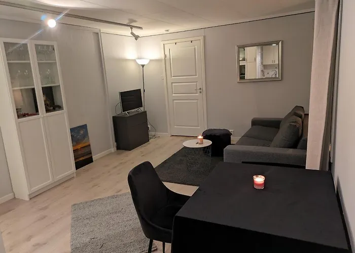 Close To Centre דירה